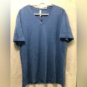 Mens Lululemon V neck T-shirt